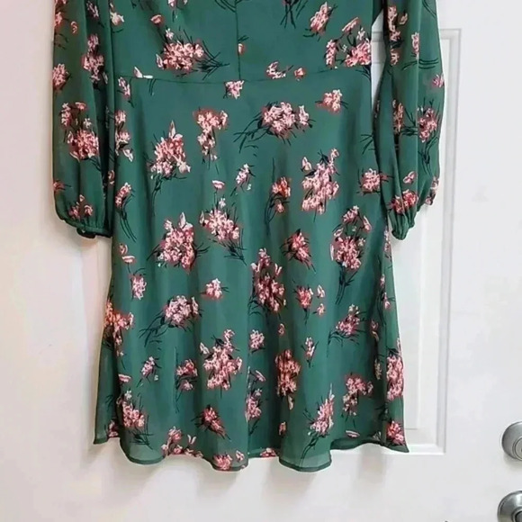 Madewell Marguerite Dress in Butterfly Garden Print - Picture 5 of 13